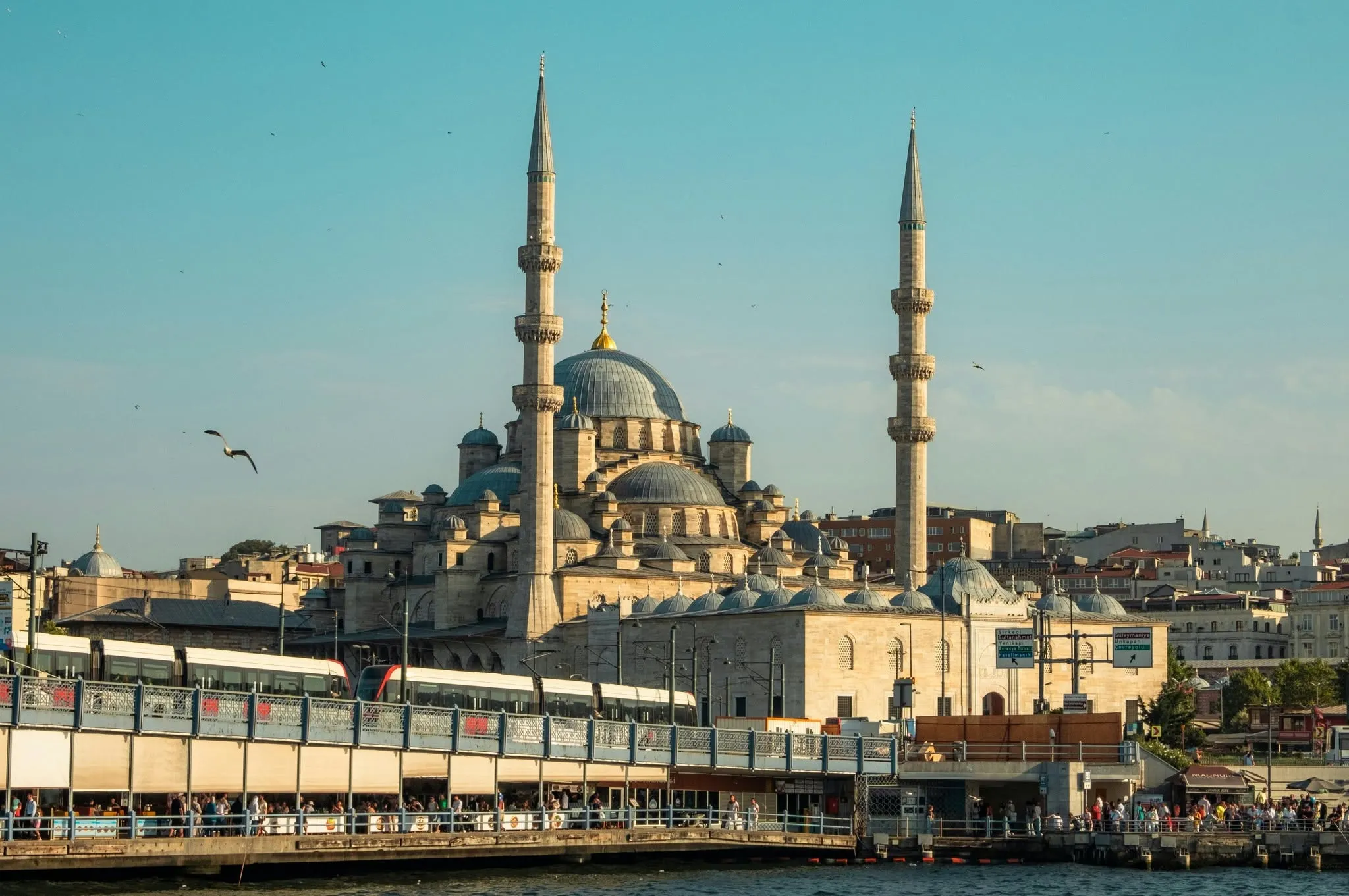 Yeni Camii: Lambang Politik, Seni Bina dan Kuasa Wanita Uthmaniyyah