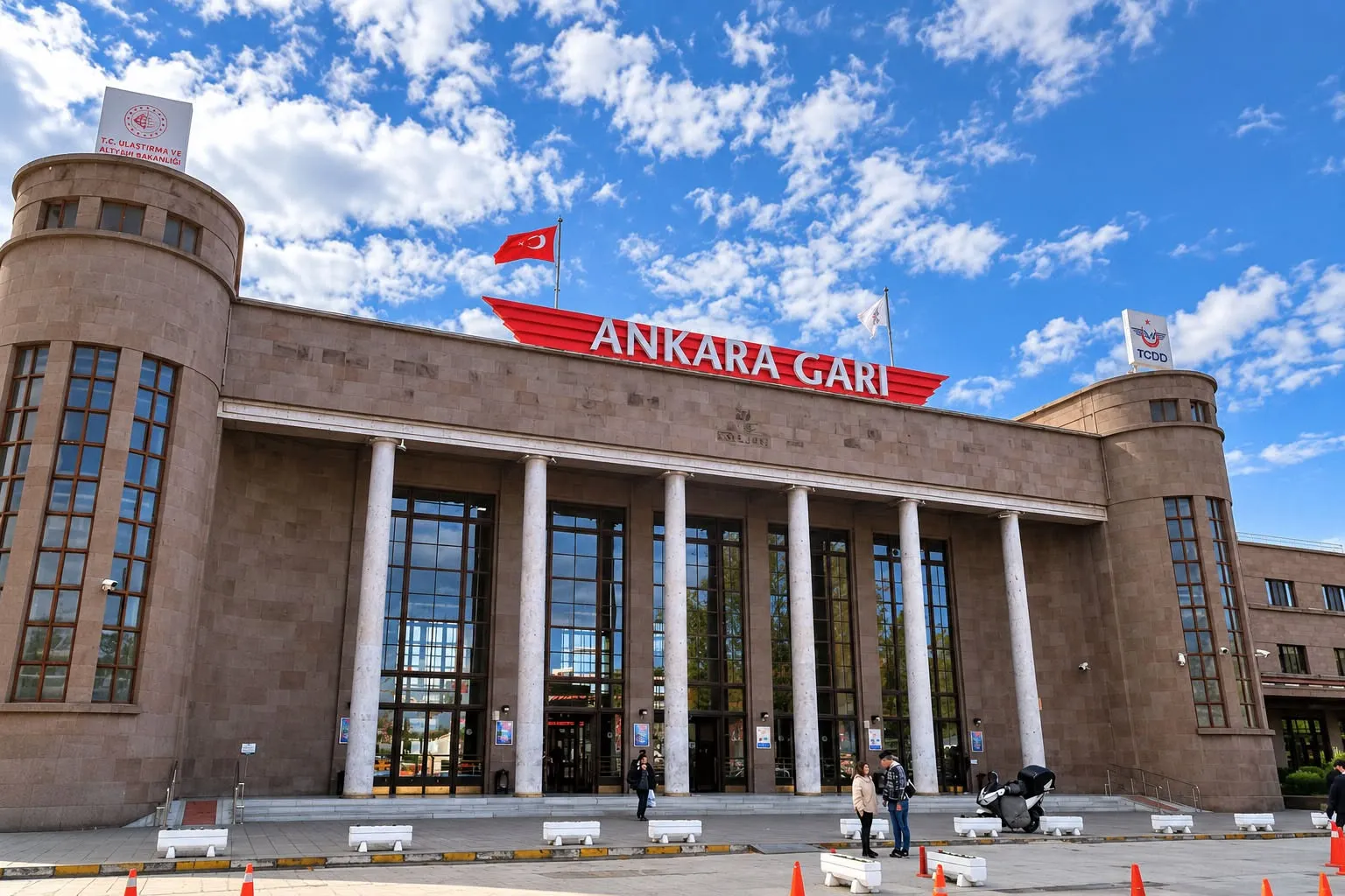 Ankara Garı: Stesen Kereta Api yang Membina Identiti Republik
